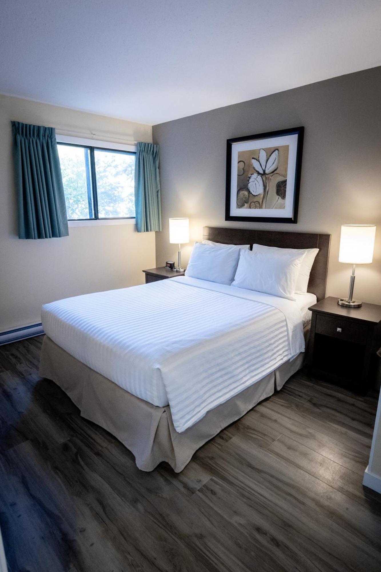 Siesta Suites Келоуна Екстер'єр фото